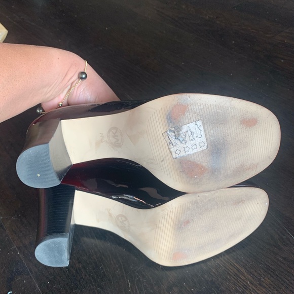 Euc ladies Micheal Kors shoes Red Brown 7&1/2M - Picture 4 of 8